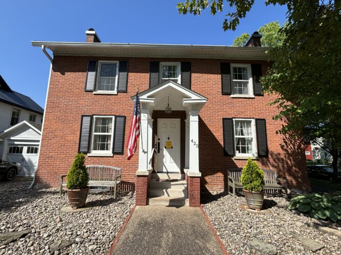 Tour puts historic houses on display in Marietta | News, Sports, Jobs - Vimarsana News